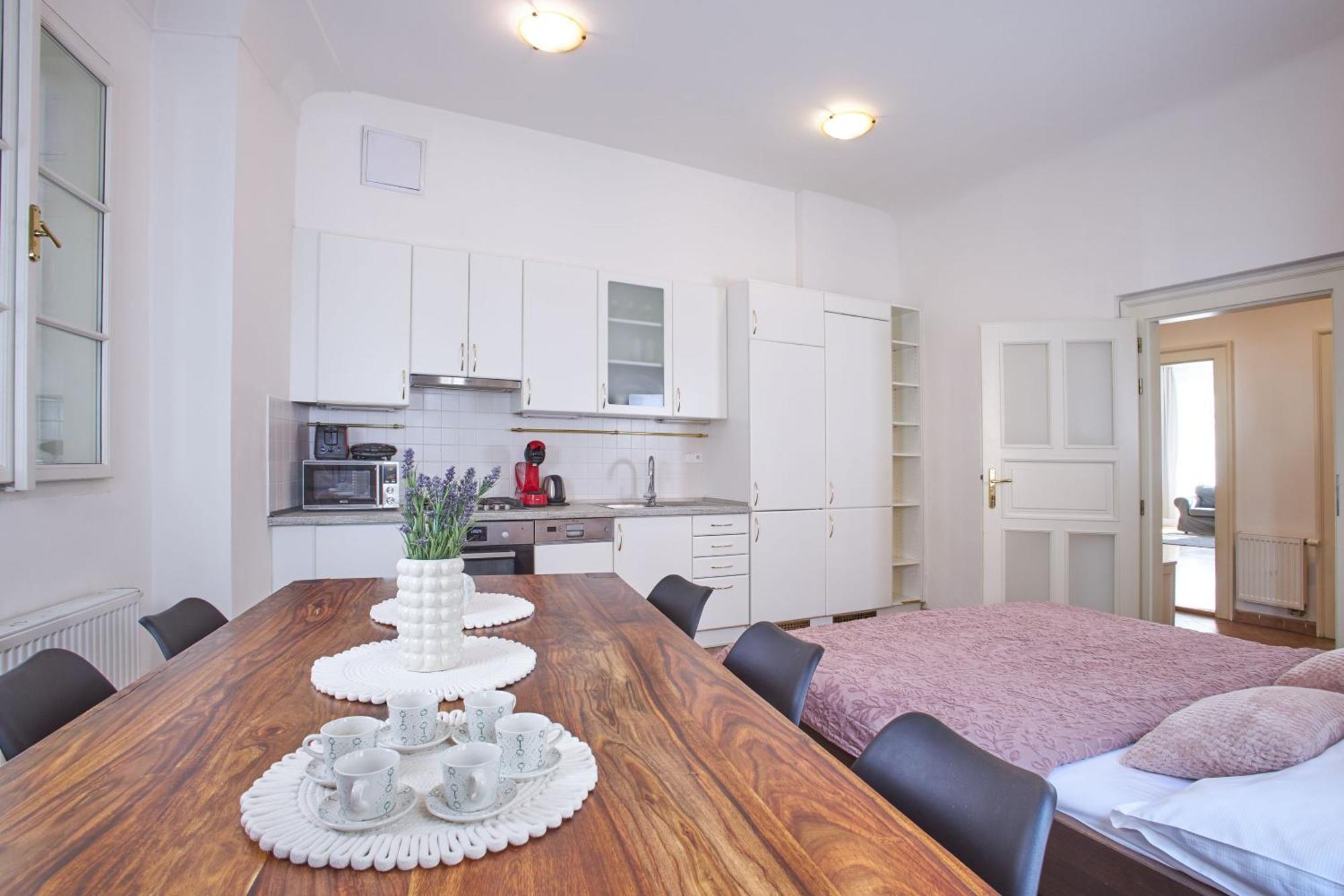פראג Charles Bridge Suites מראה חיצוני תמונה