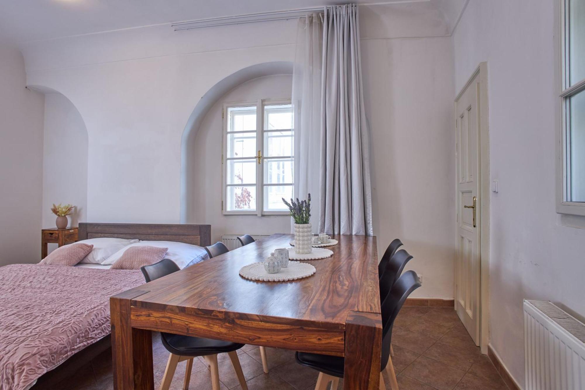 פראג Charles Bridge Suites מראה חיצוני תמונה