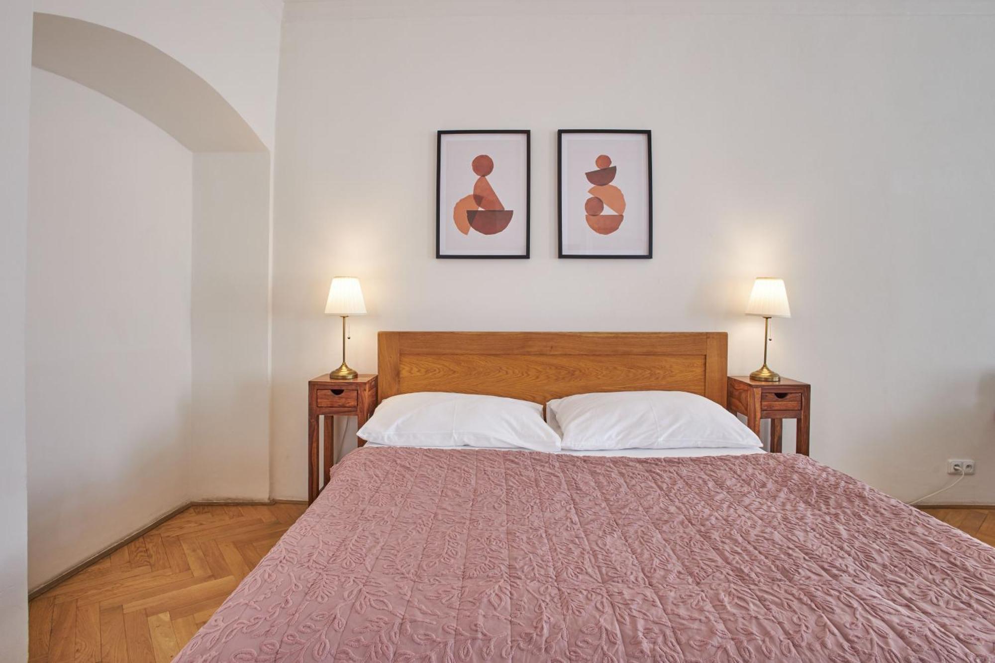 פראג Charles Bridge Suites מראה חיצוני תמונה