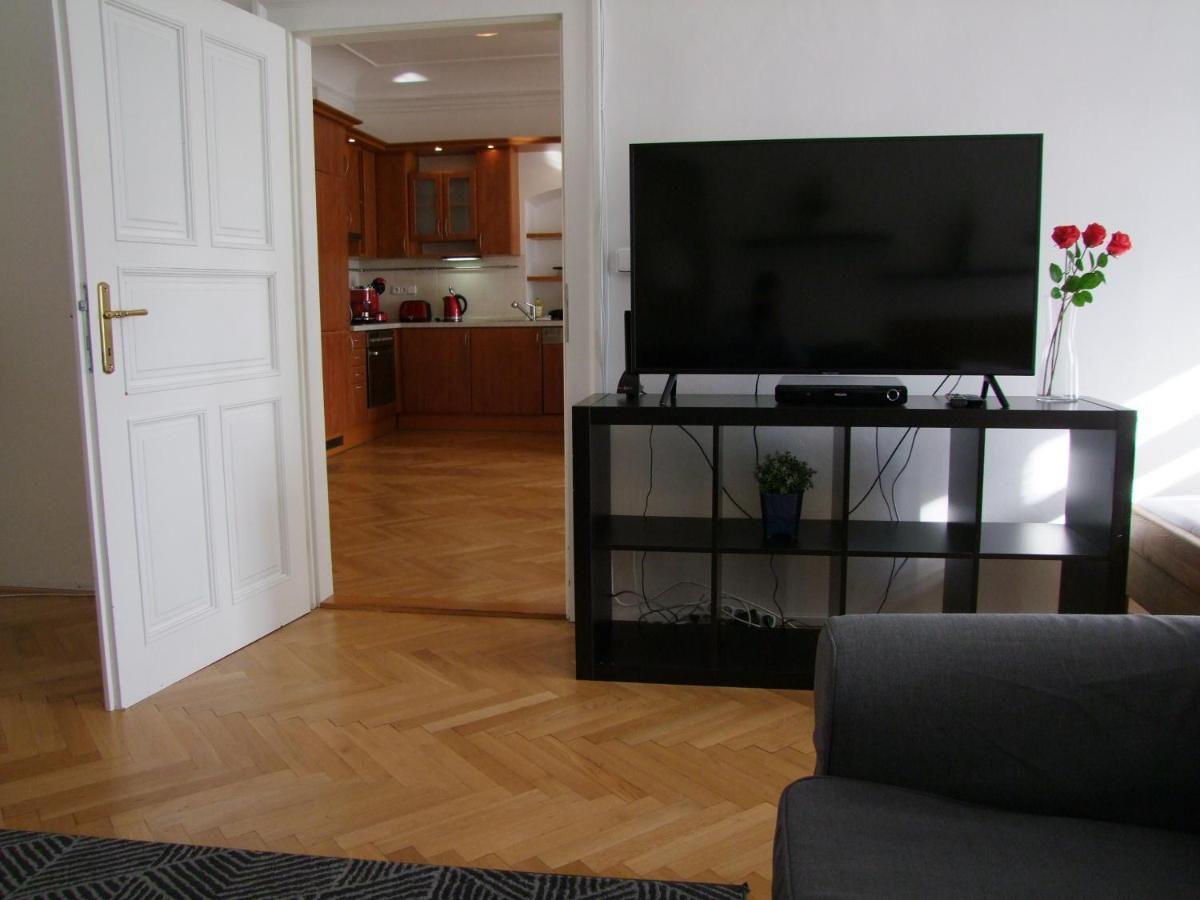 פראג Charles Bridge Suites מראה חיצוני תמונה
